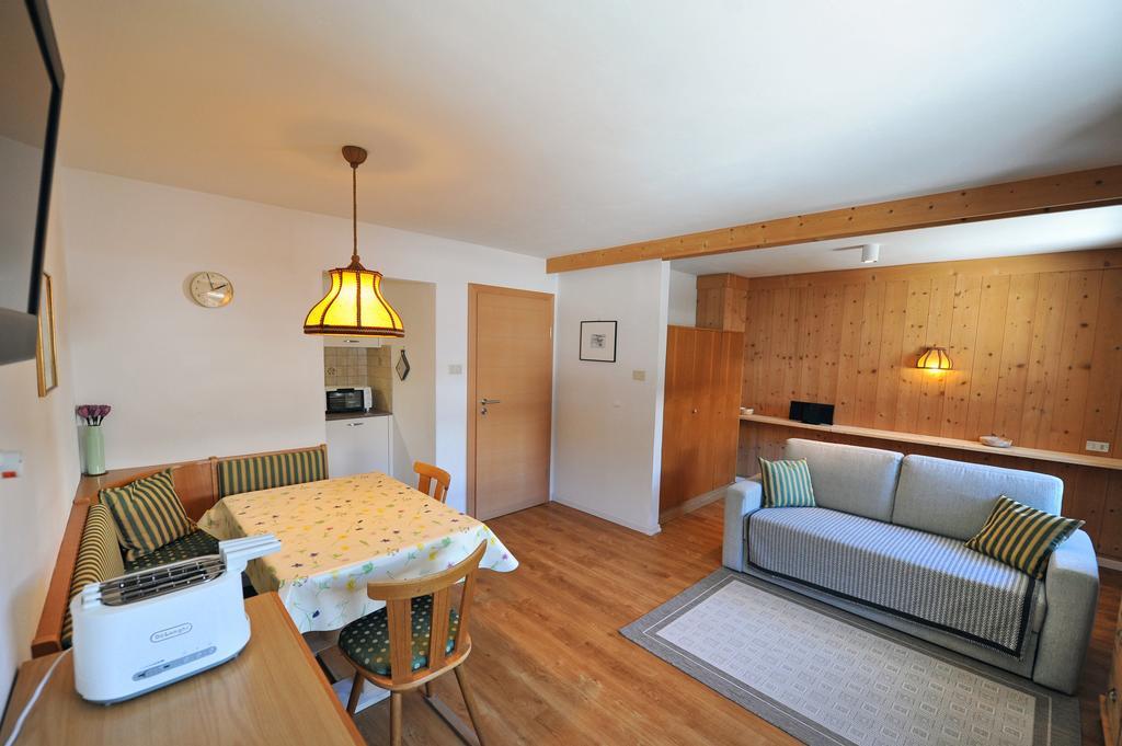 Apartments Villa Rosa Selva di Val Gardena Ngoại thất bức ảnh